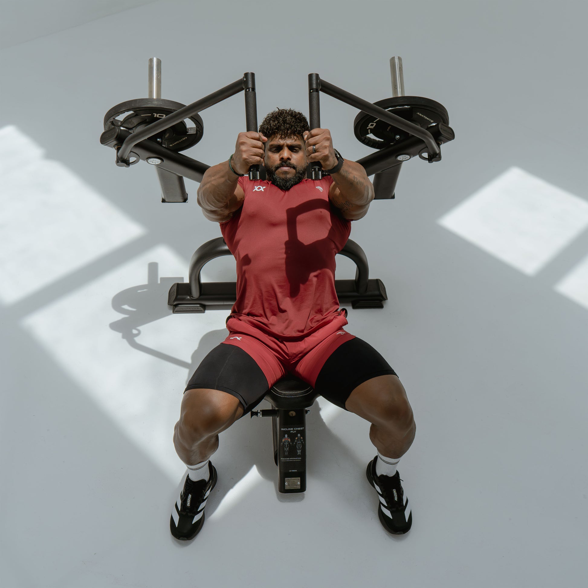 TORGYN INCLINE CHEST FLY