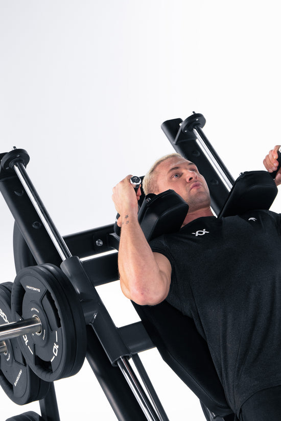 TORGYN HACK SQUAT