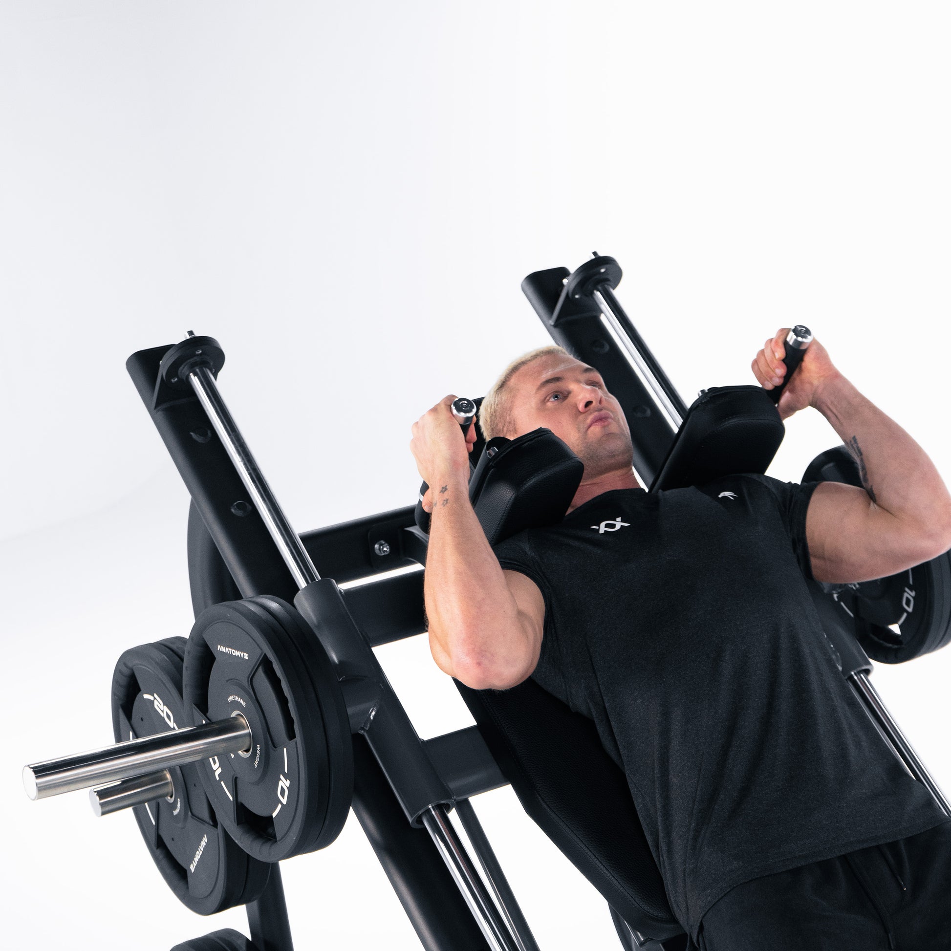 TORGYN HACK SQUAT