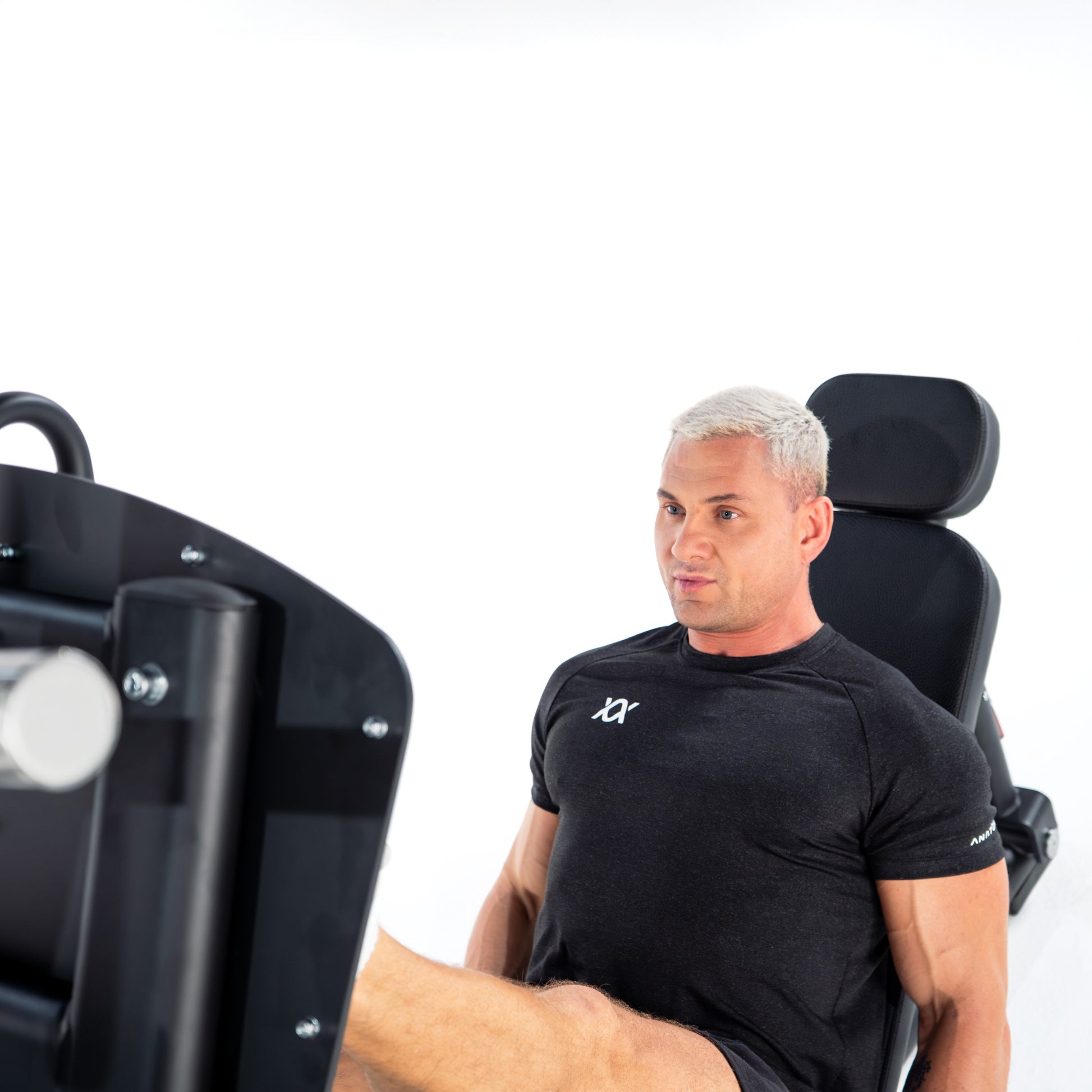 TORGYN LINEAR LEG PRESS