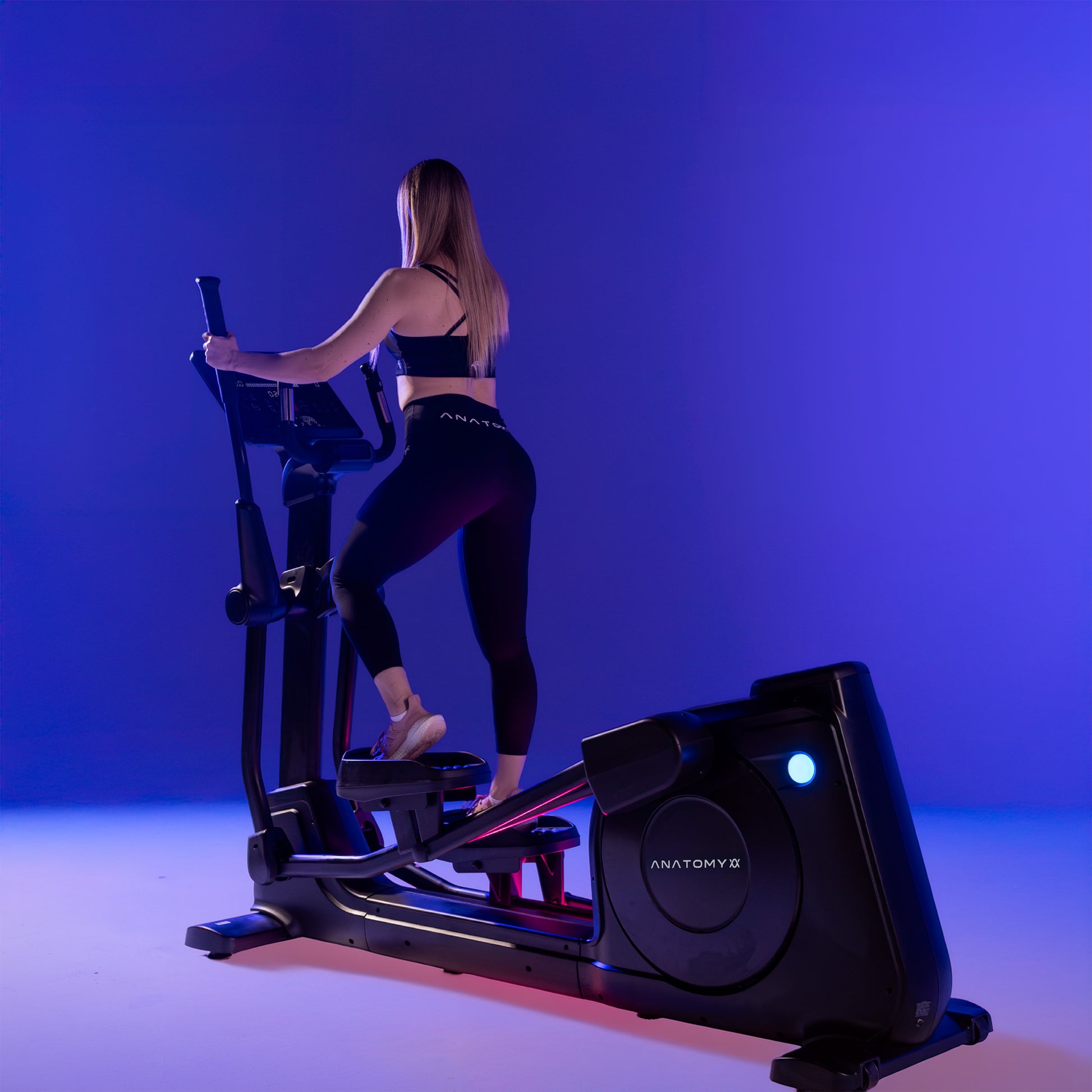 VELTRIX ELLIPTICAL - LED SCREEN MONITOR