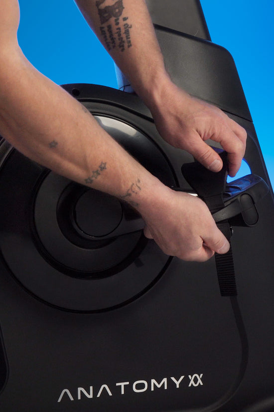 VELTRIX RECUMBENT CYCLE - TOUCH SCREEN MONITOR