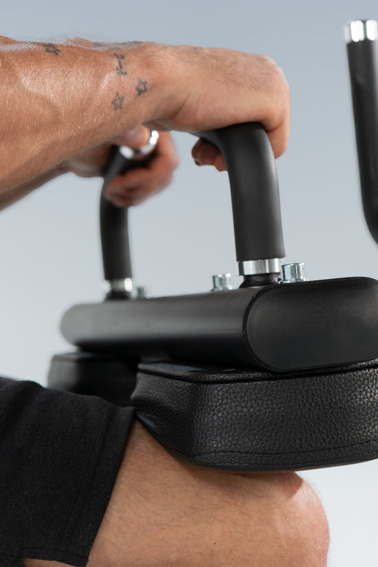 TORGYN SEATED CALF RAISE