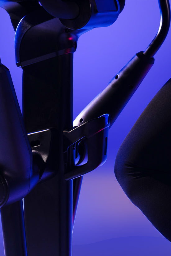 VELTRIX ELLIPTICAL - LED SCREEN MONITOR