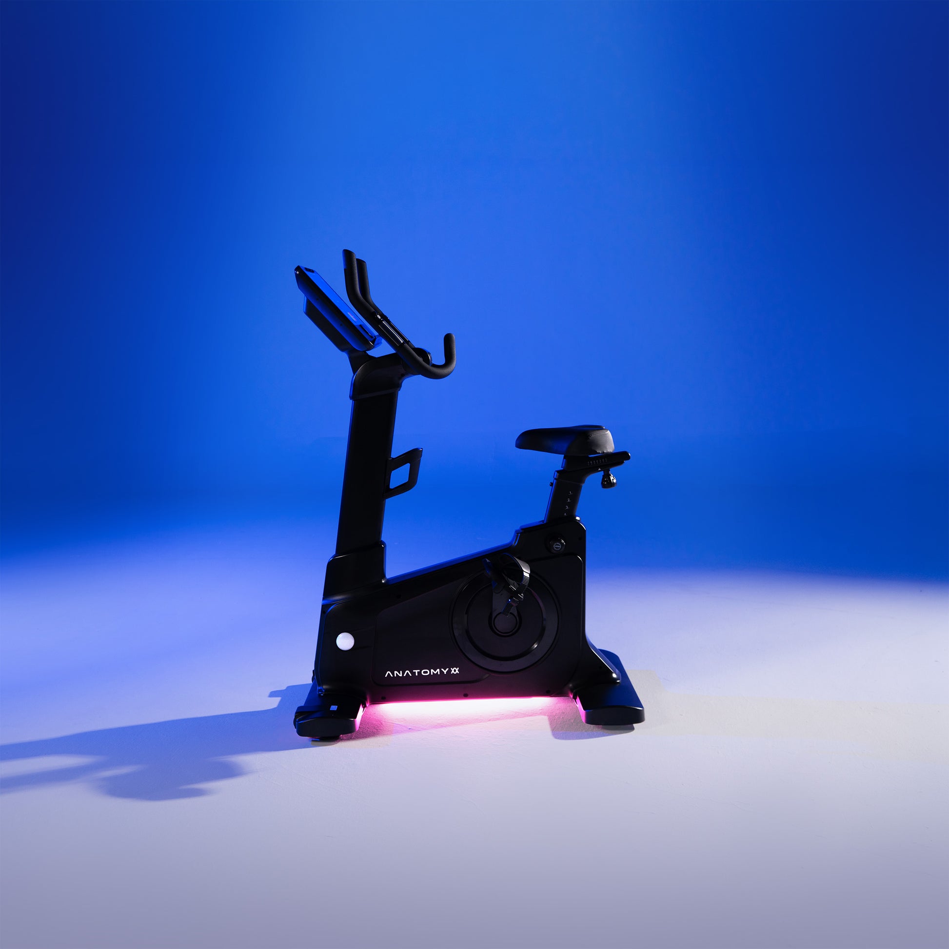 VELTRIX UPRIGHT CYCLE - LED SCREEN MONITOR