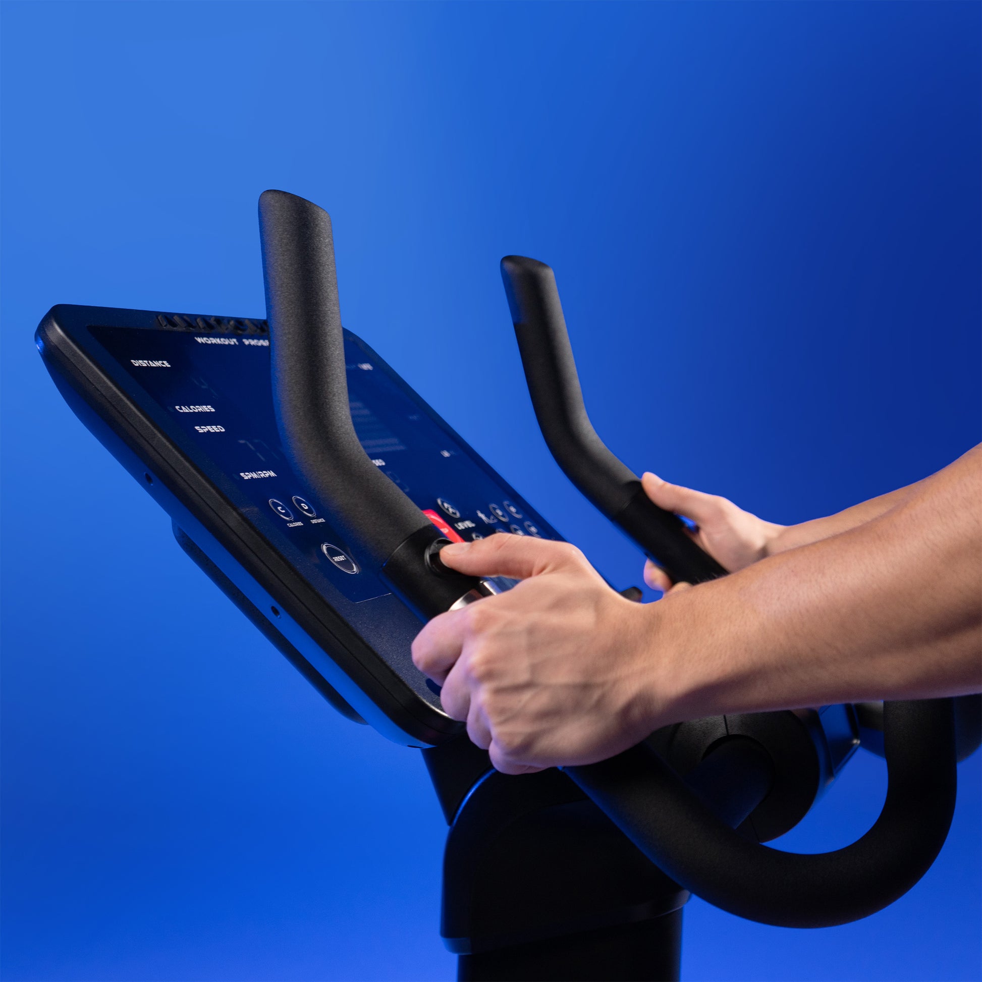 VELTRIX UPRIGHT CYCLE - LED SCREEN MONITOR