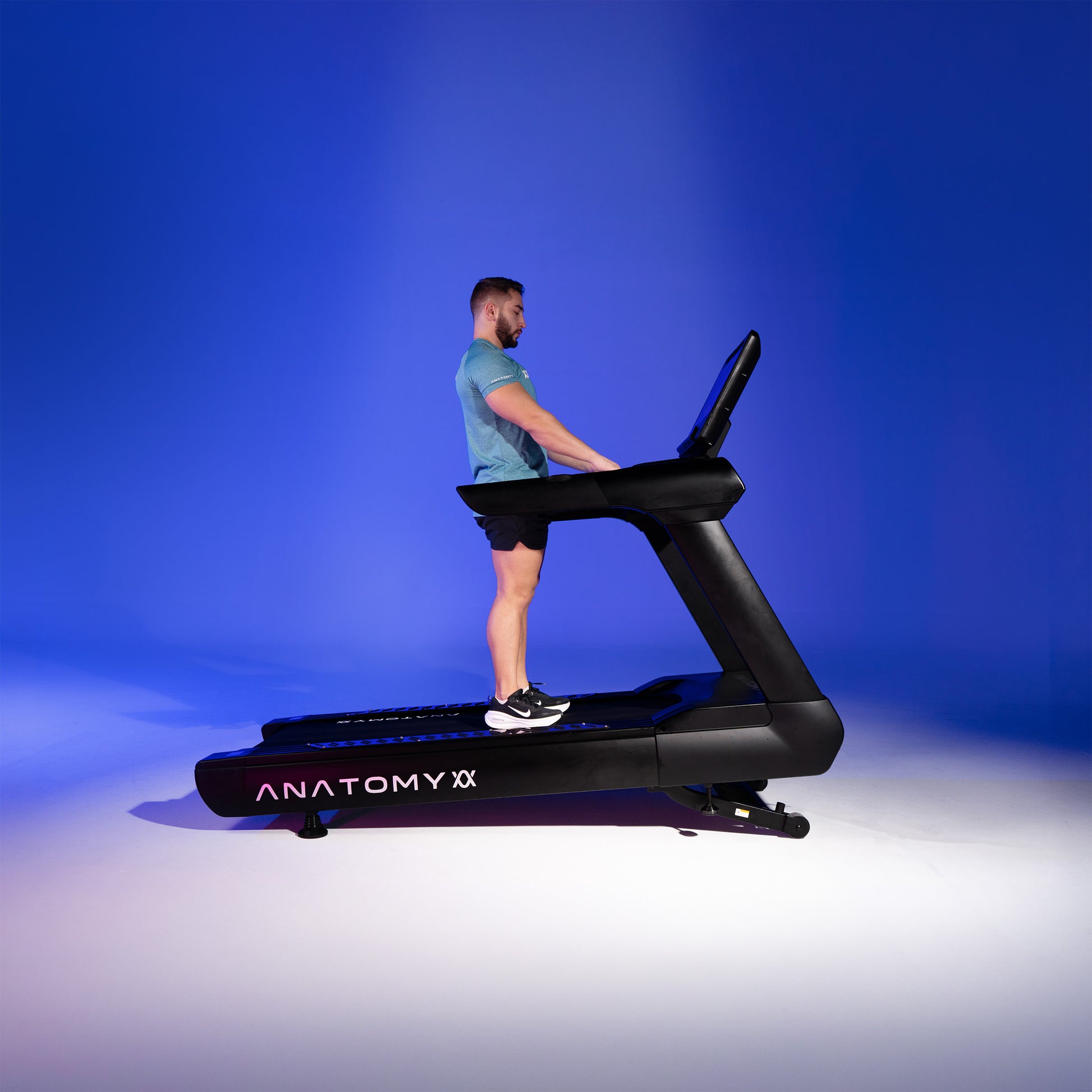 VELTRIX TREADMILL - LED SCREEN MONITOR
