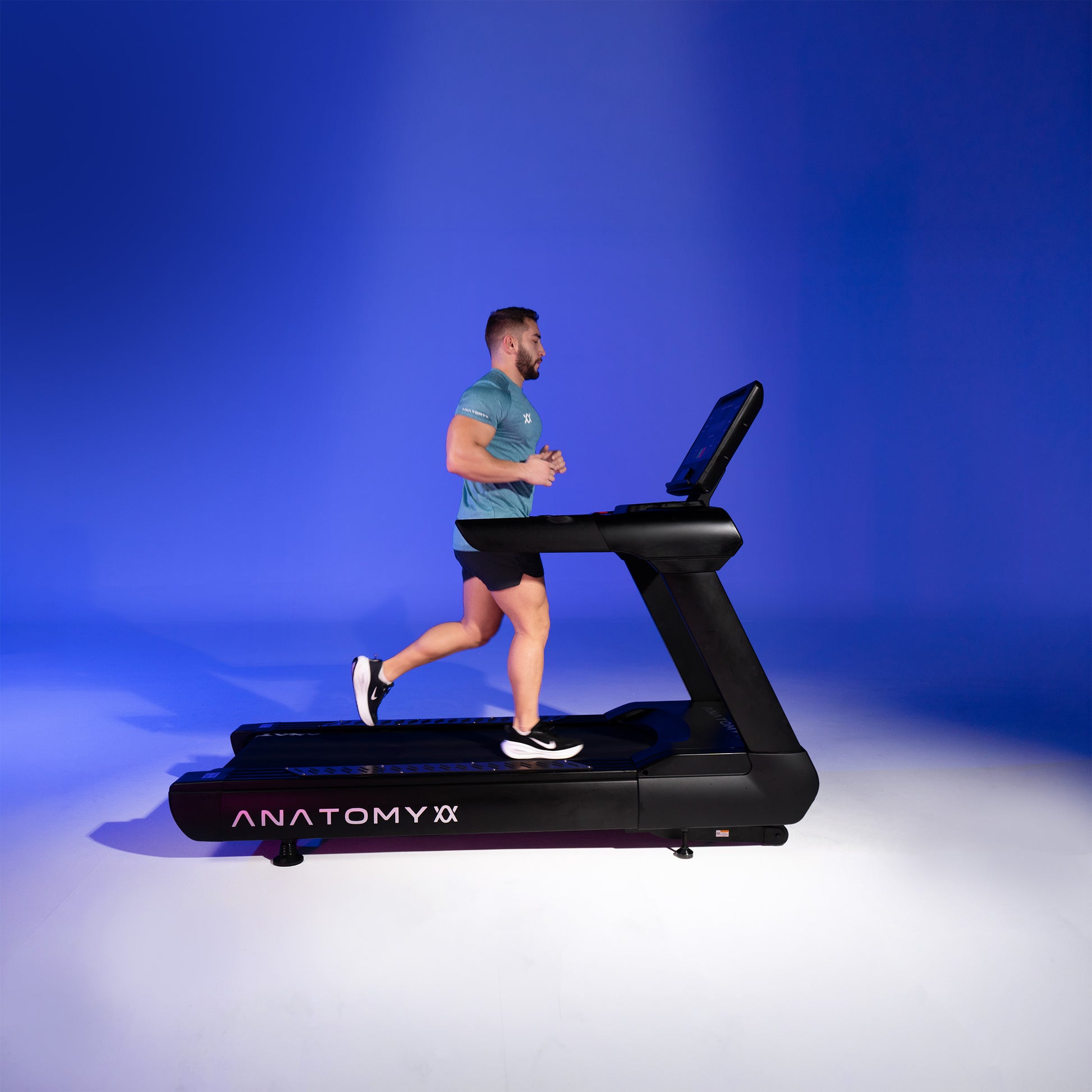 VELTRIX TREADMILL - LED SCREEN MONITOR