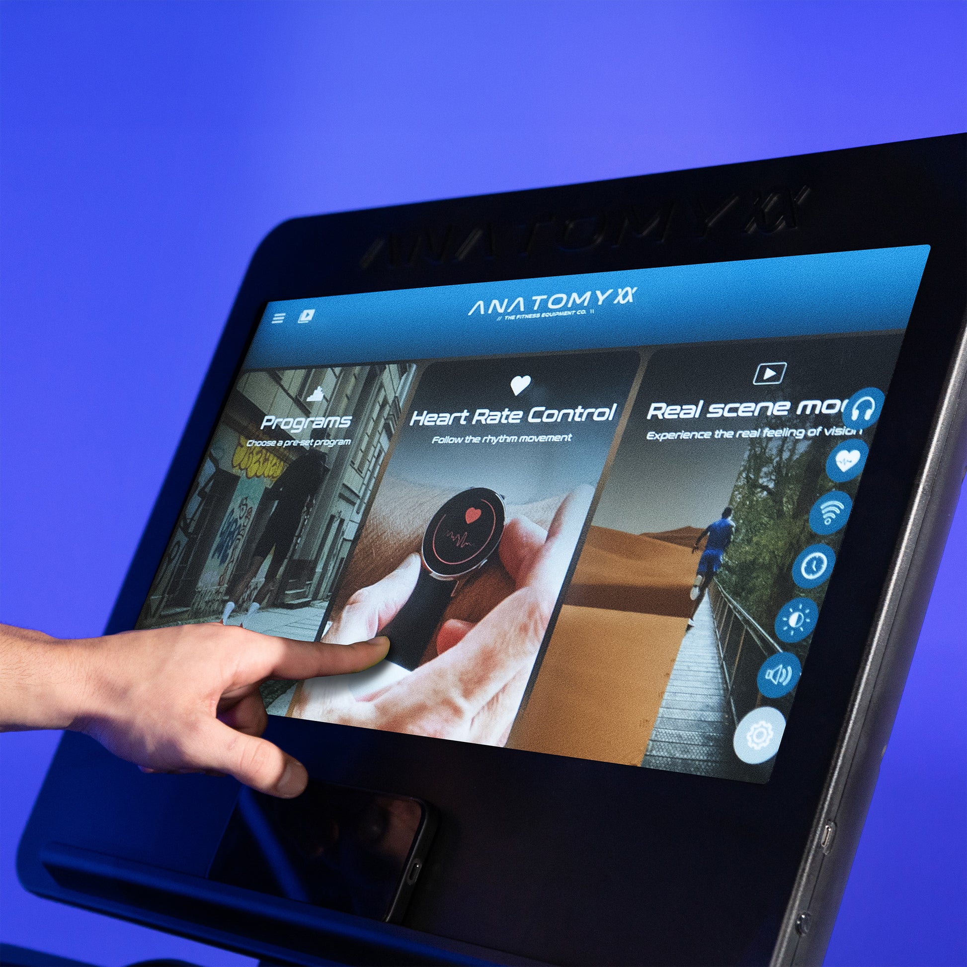 VELTRIX TREADMILL - TOUCH SCREEN MONITOR