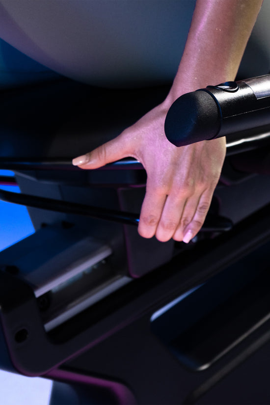 VELTRIX RECUMBENT CYCLE - LED SCREEN MONITOR