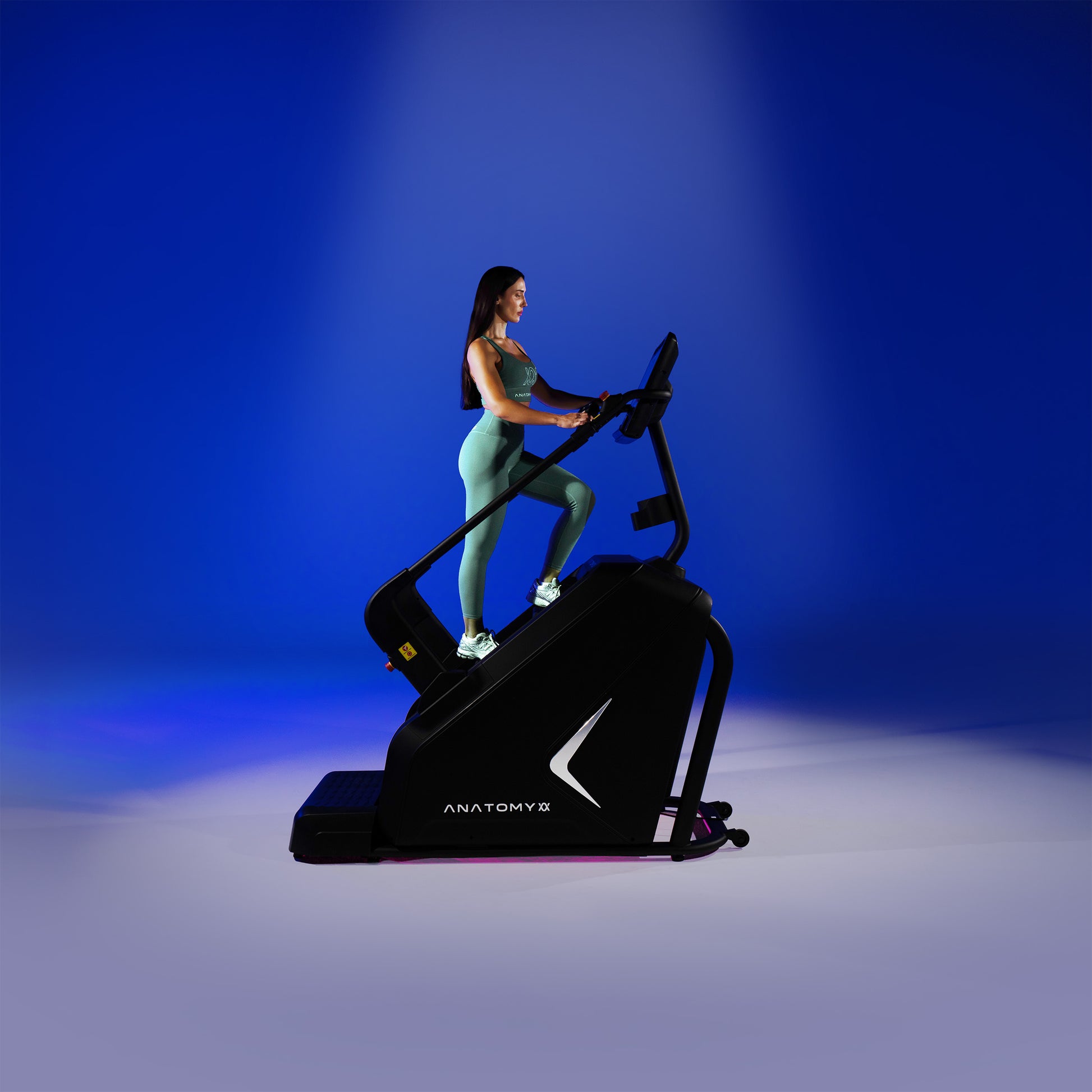 VELTRIX STAIR CLIMBER - LED SCREEN MONITOR