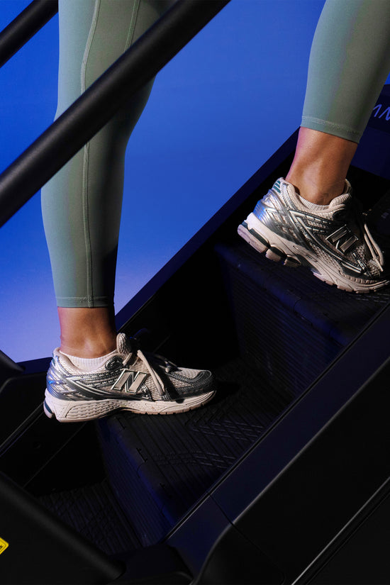 VELTRIX STAIR CLIMBER - LED SCREEN MONITOR