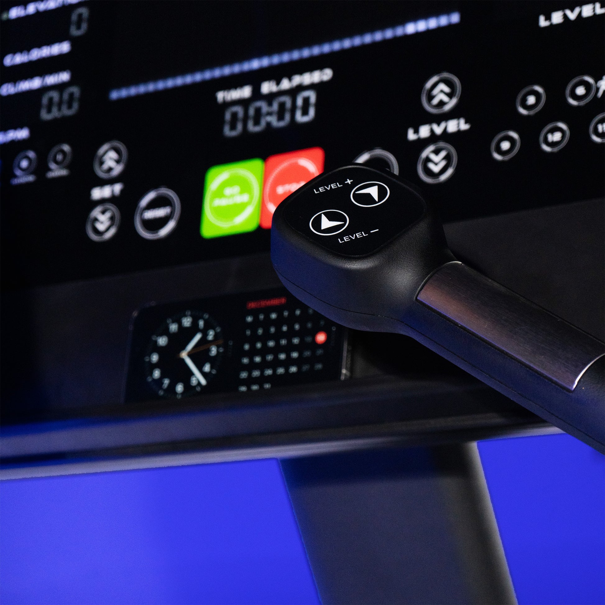 VELTRIX STAIR CLIMBER - LED SCREEN MONITOR