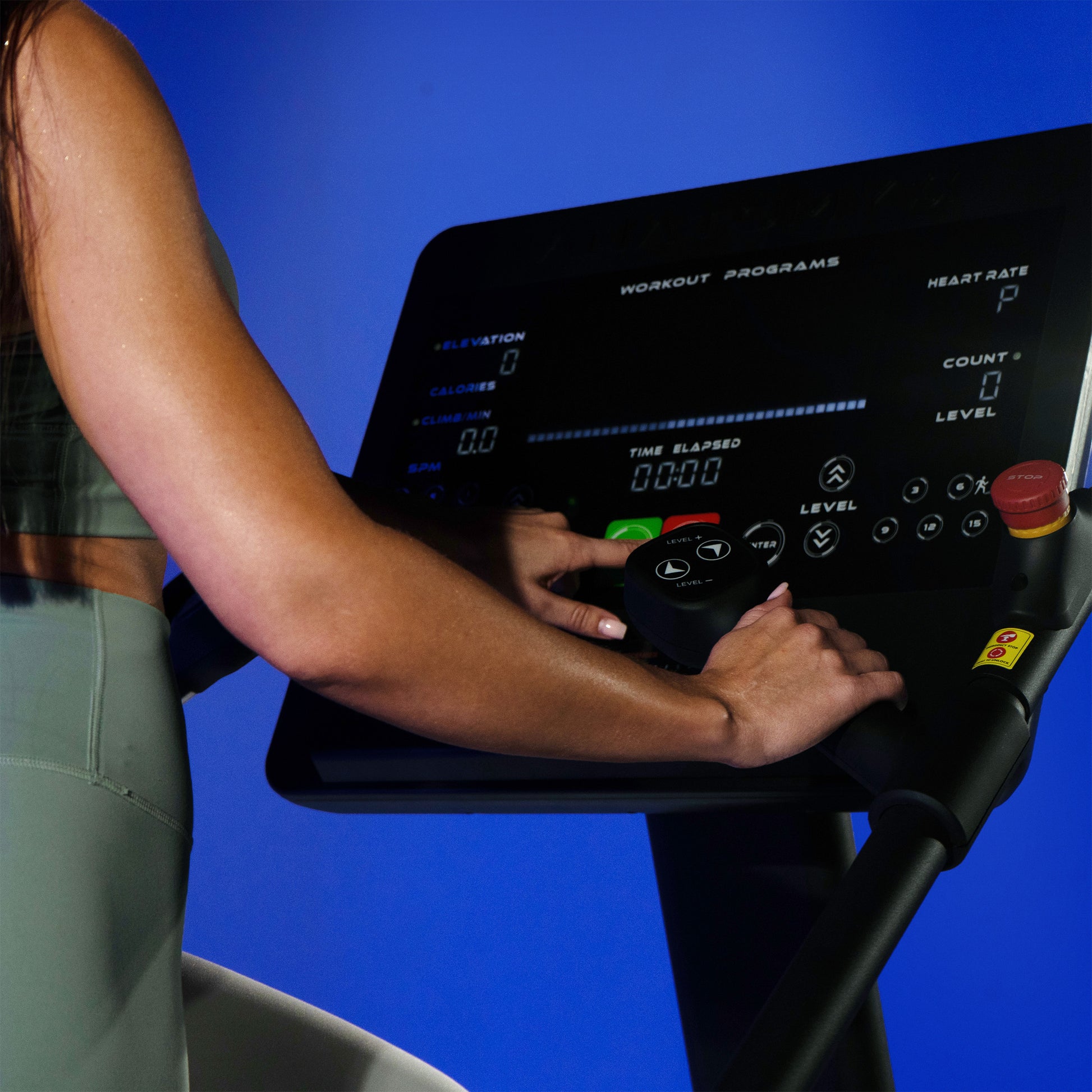 VELTRIX STAIR CLIMBER - LED SCREEN MONITOR