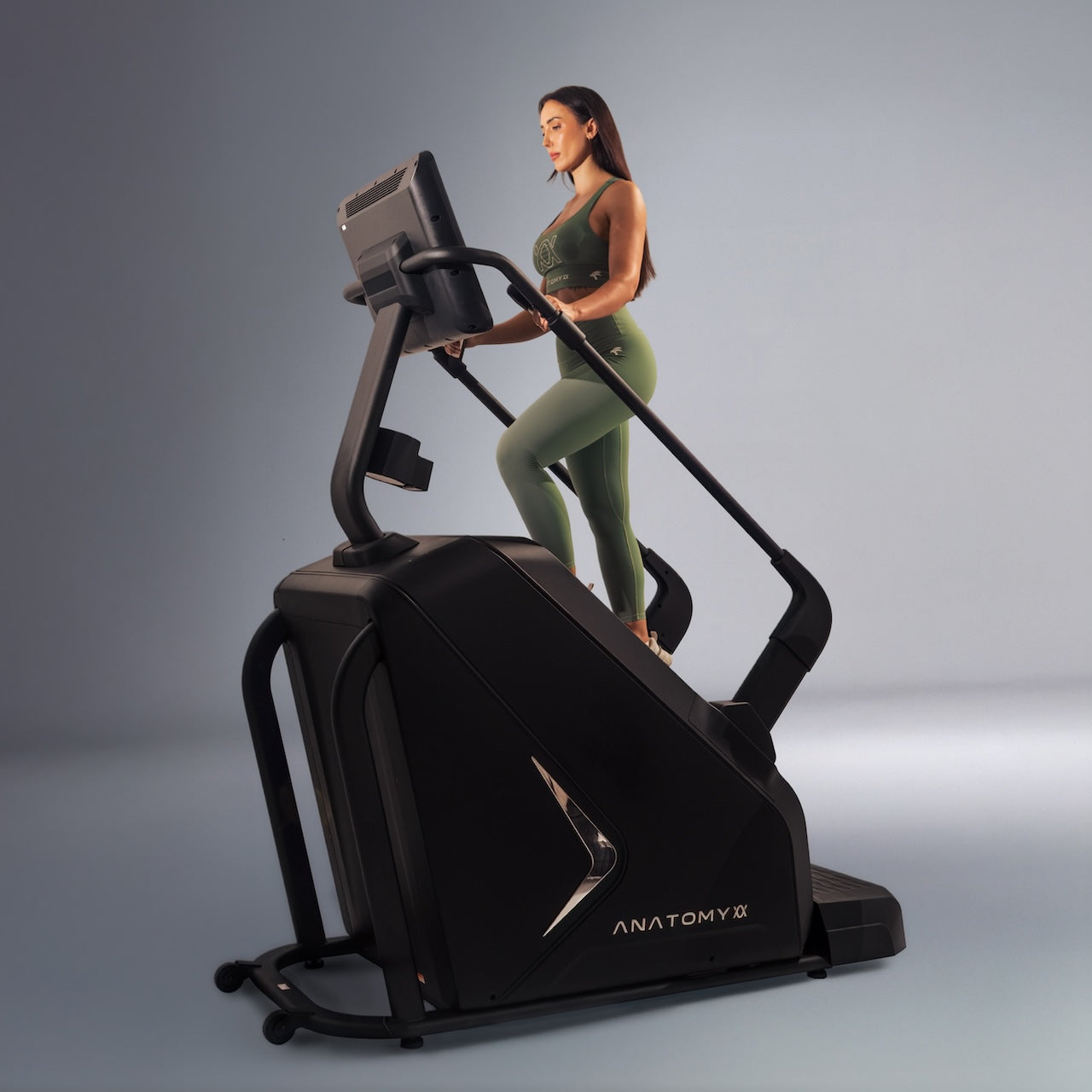 VELTRIX STAIR CLIMBER - LED SCREEN MONITOR
