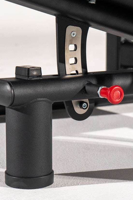 TORGYN VERTICAL LEG PRESS