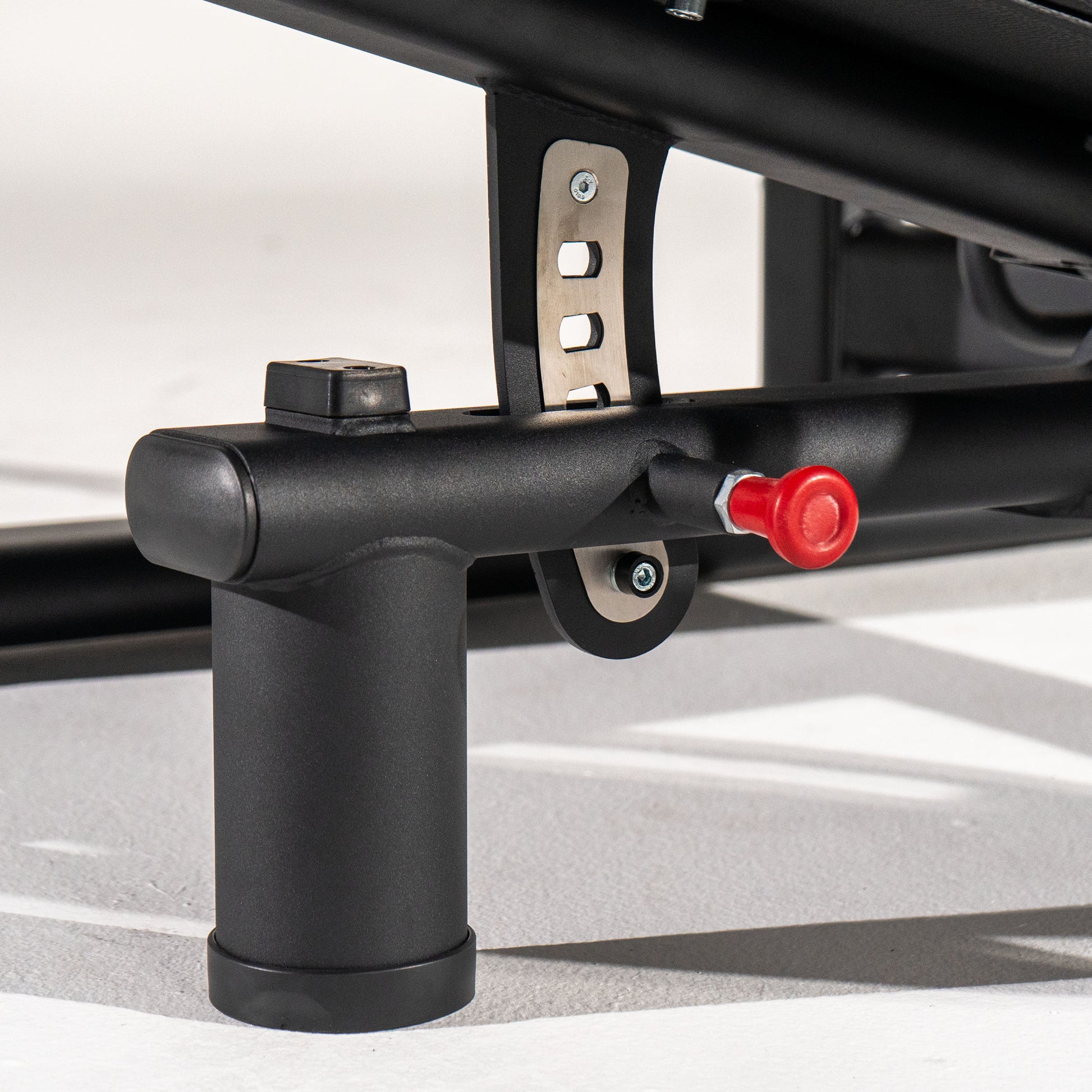 TORGYN VERTICAL LEG PRESS