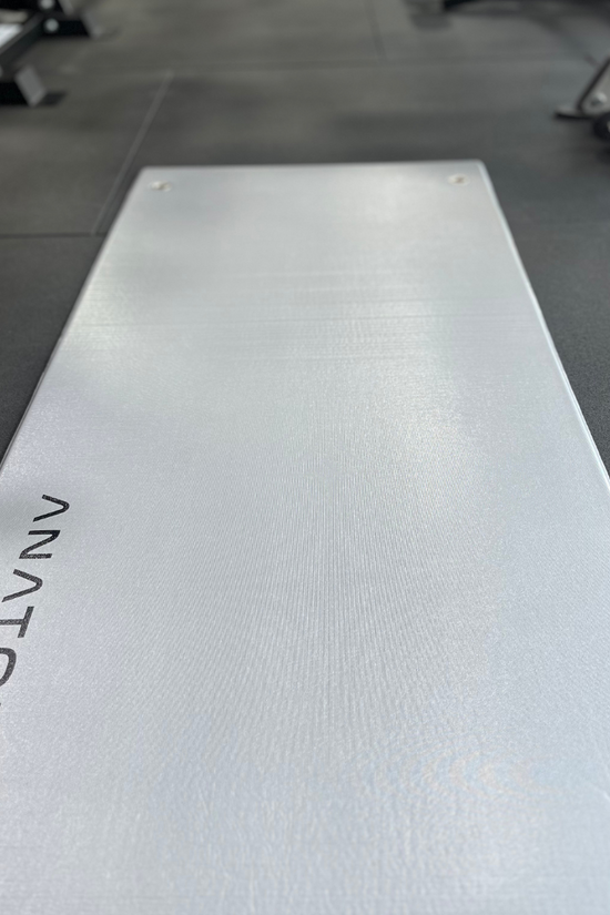 Anatomy Exercise mat with grommets